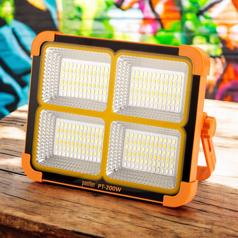 PANTHER PT-200W USB ŞARJLI SOLAR PROJEKTÖR - Panther